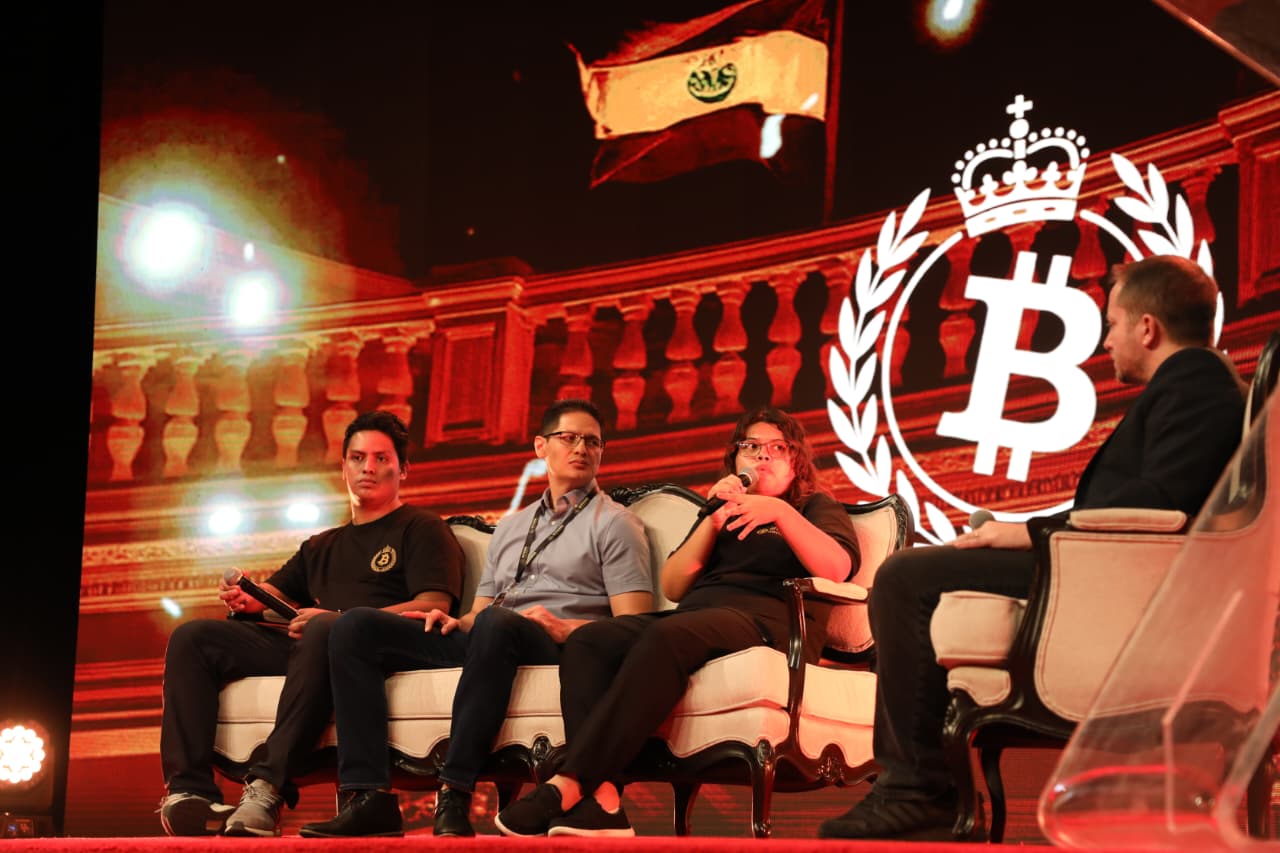Mercados y Finanzas - Graduados de CUBO+ destacan en Bitcoin Histórico:  “Este programa nos cambió la vida”